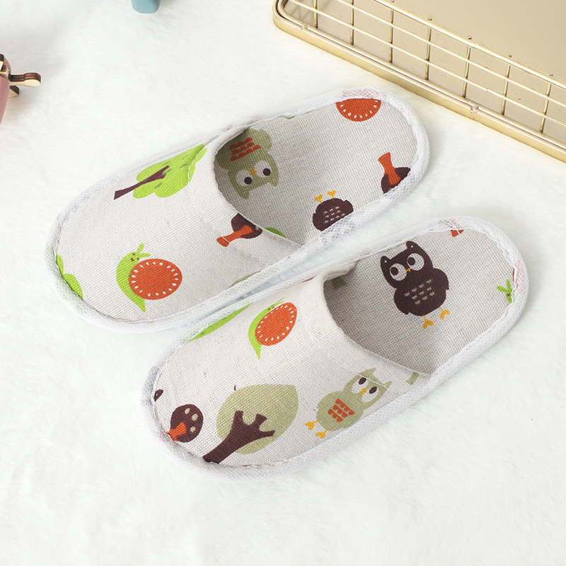 1 par de zapatillas desechable - Kids Indoor Outdoor Slippers reseña y precio