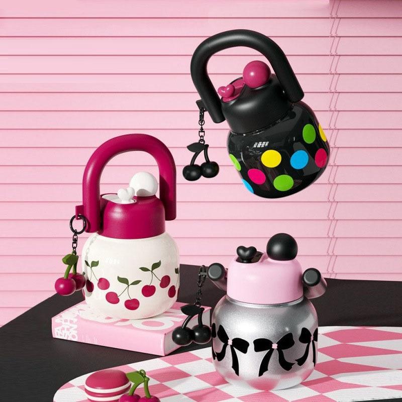 Taza de leche de cereza bonita - Kids Outdoor Dining Set reseña y precio